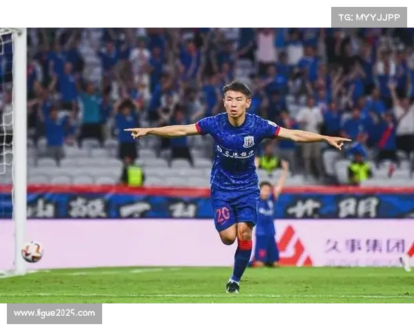 于汉超94分钟俯身冲顶绝杀,申花老将再显关键先生本色 于汉超94分钟俯身冲顶绝杀,申花老将再显关键先生本色