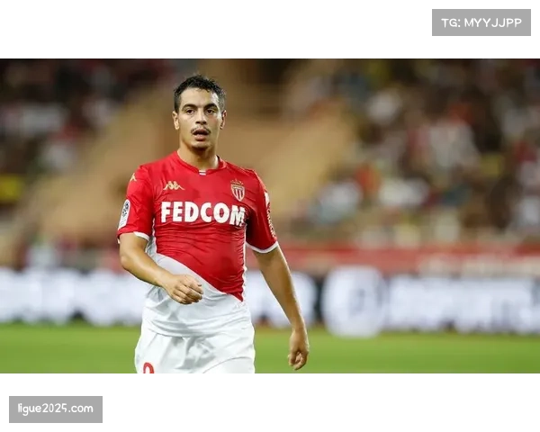 法甲上演进球大战，摩纳哥4-3战胜里尔，双方门将评分均低于6.0